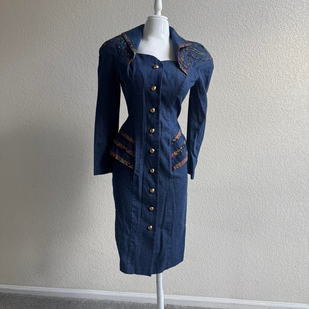 Etoile Vintage Denim Button Up Dress W/ Embroidered Trim Size 6